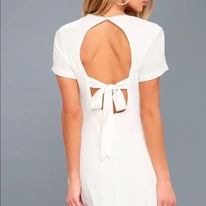 Lulu’s Vacay Days White Backless Shift Dress